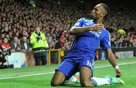 爱游戏-德罗巴意外战胜加拿大队，锐不可当引爆全场！-爱游戏